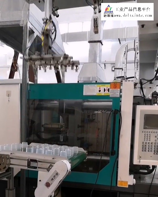 Industrial robots made in China are very practical